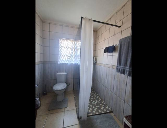 3 BEDROOM HOUSE FOR SALE IN RIVERSDALE